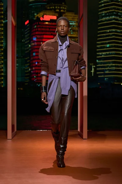 Look 6